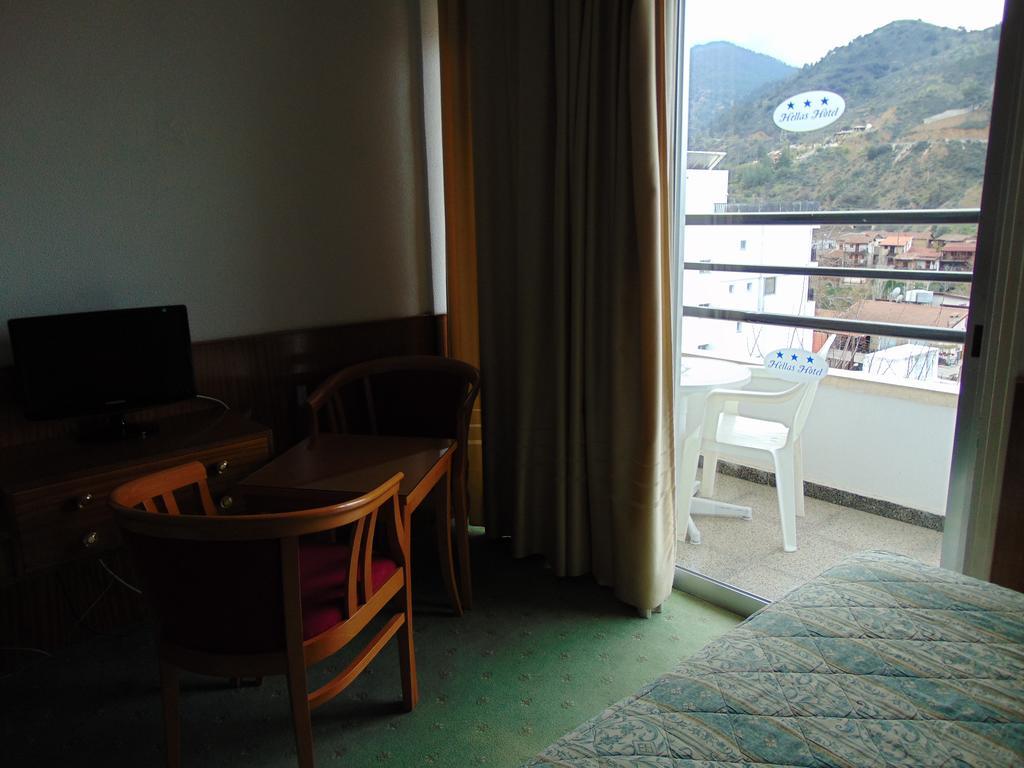 Hellas Hotel Kakopetriá Extérieur photo