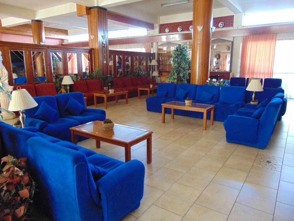 Hellas Hotel Kakopetriá Extérieur photo